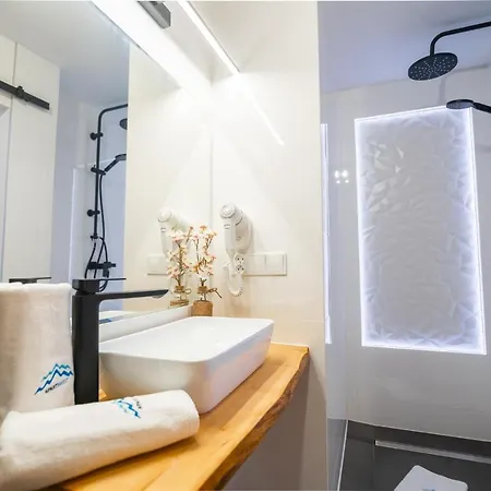 Invest Fanaberia * Шклярска-Поремба